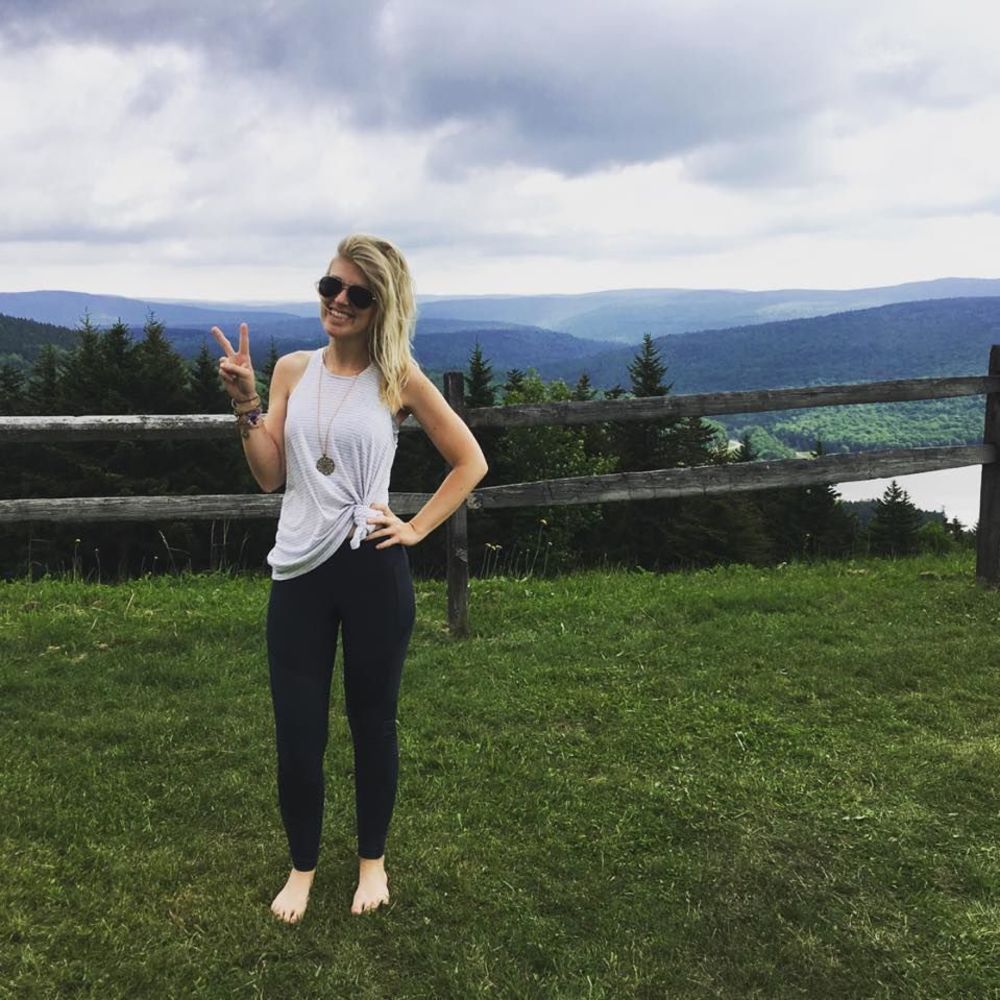 Meet your Posher, Amanda